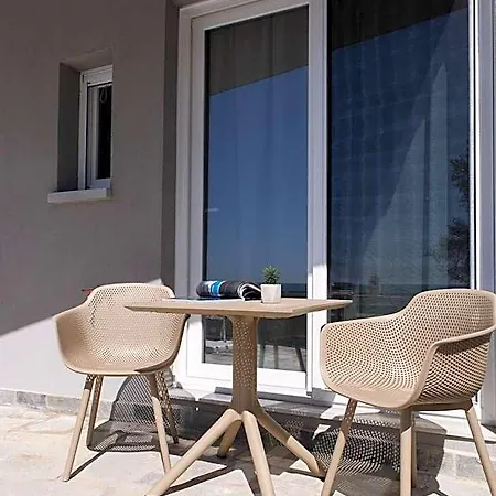 Olive & Sea Luxury